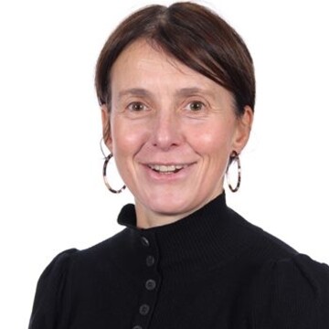 Mrs Tracy Whitaker